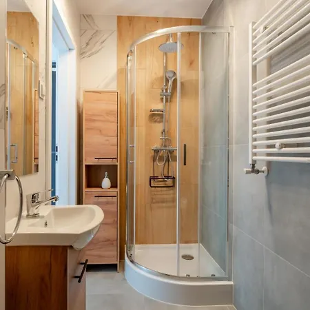 Ok's - Blisko Centrum W Pelni Wyposazone - By Spaceapart شقة *