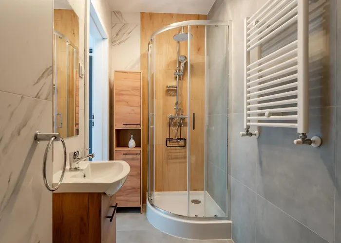 Ok's - Blisko Centrum W Pelni Wyposazone - By Spaceapart Daire *