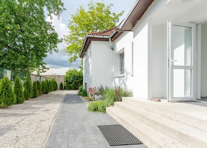 Ok's - Blisko Centrum W Pelni Wyposazone - By Spaceapart